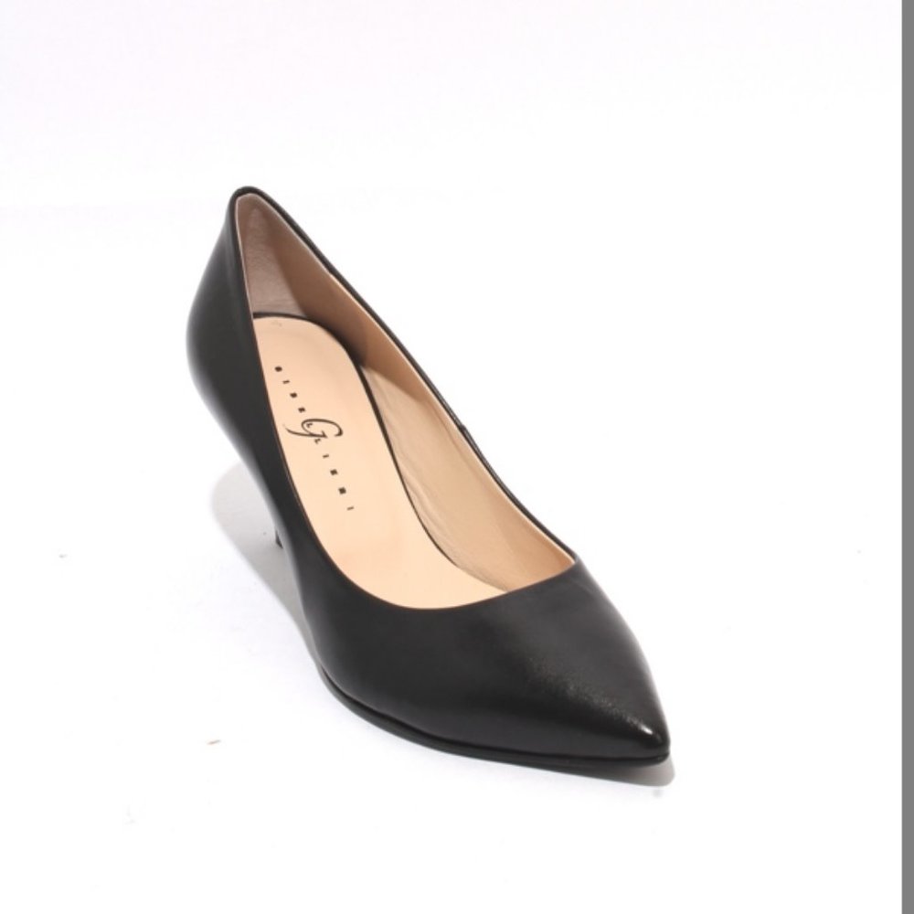 ITALIAN Black Leather Pointy Toe Classic Heel Pump